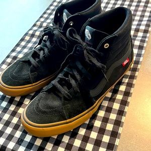 Old school vans gum sole